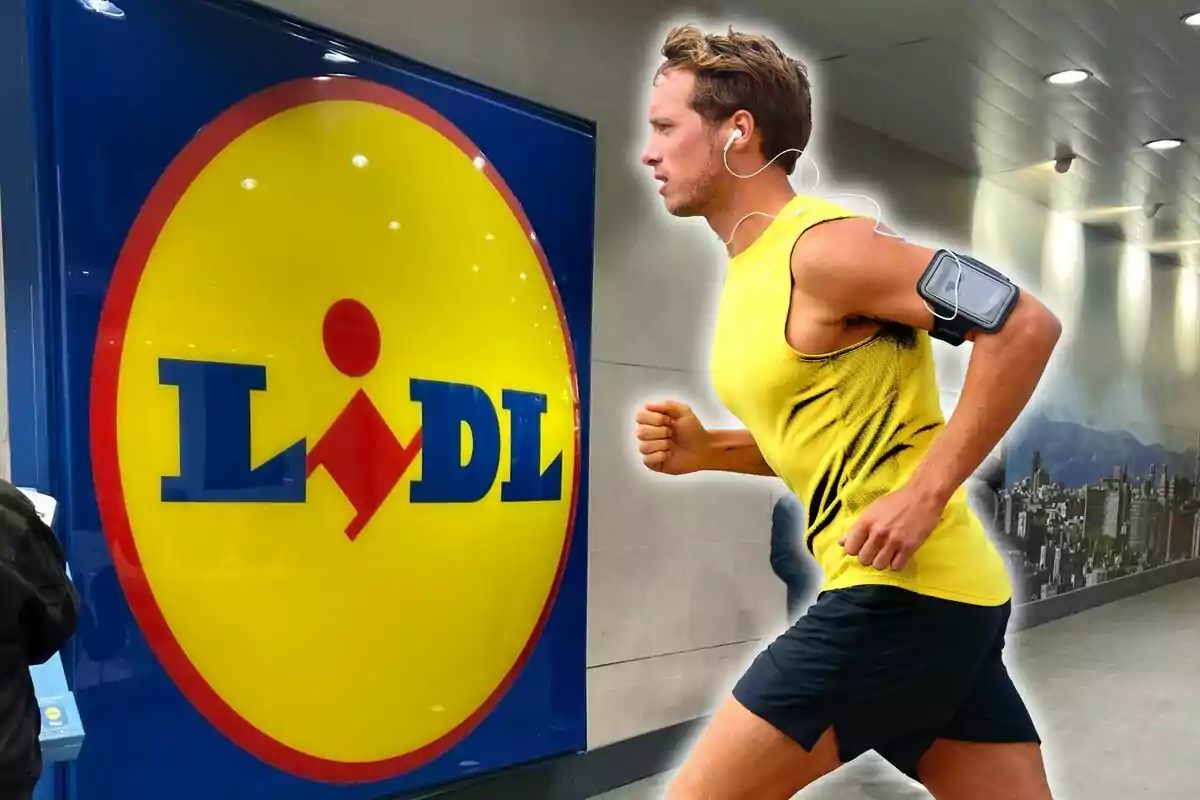 Un hombre corriendo con ropa deportiva amarilla y auriculares pasa frente a un cartel de Lidl.