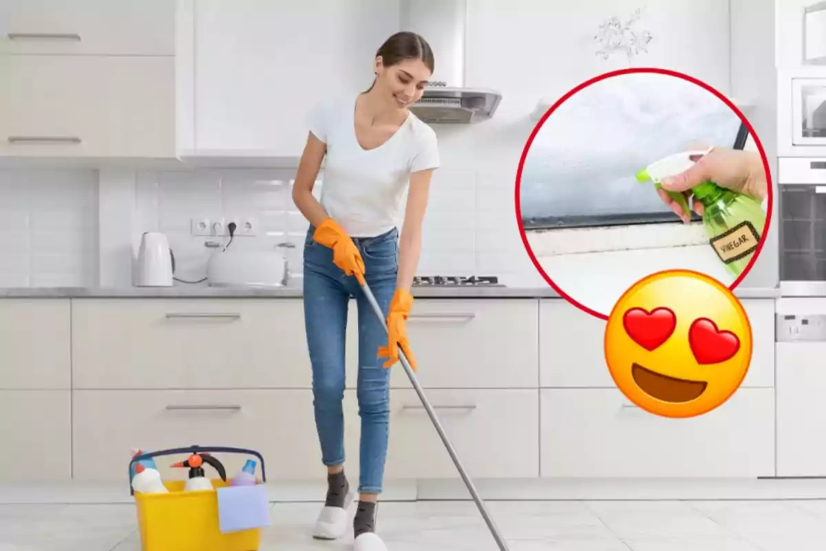 Persona limpiando una cocina con guantes naranjas y un balde amarillo lleno de productos de limpieza, con un recuadro que muestra una mano rociando vinagre en una superficie y un emoji de cara sonriente con corazones en los ojos.