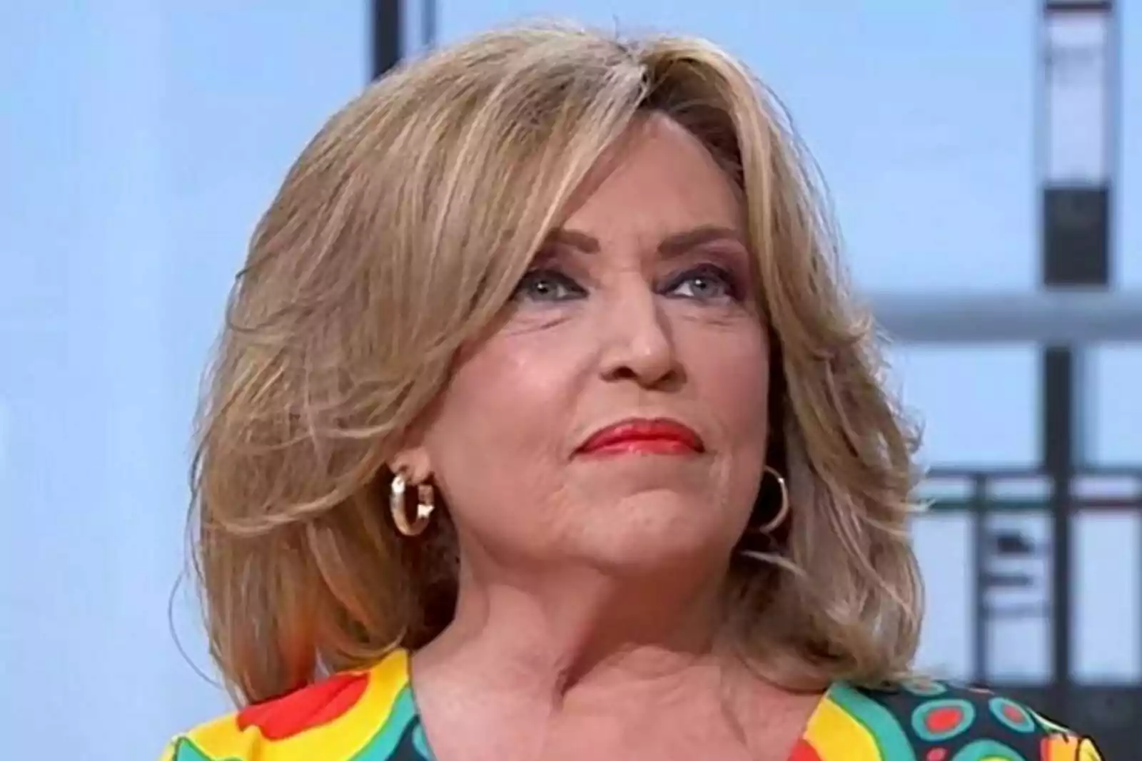 Comunicado urgente sobre Lydia Lozano tras la muerte de su madre: ya está  decidido