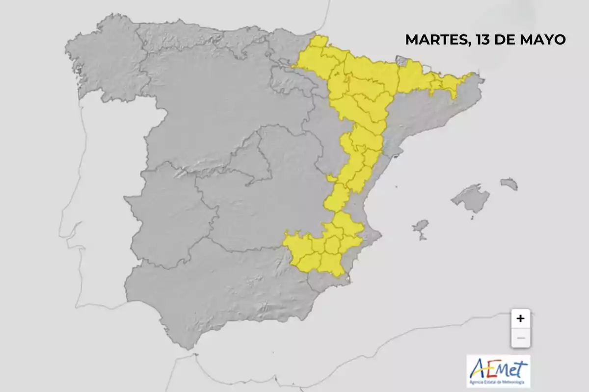 Mapa de España con varias regiones en amarillo indicando alerta meteorológica para el martes 13 de mayo, con el logotipo de AEMET en la esquina inferior derecha. Mapa de España con varias regiones en amarillo indicando alerta meteorológica para el martes 13 de mayo, con el logotipo de AEMET en la esquina inferior derecha.