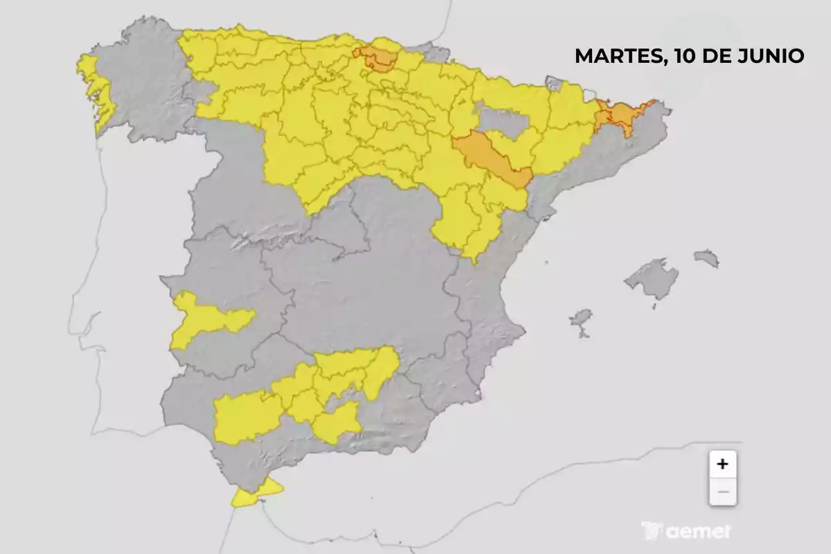 Mapa de España con varias zonas en alerta amarilla y algunas en alerta naranja por condiciones meteorológicas adversas para el martes, 10 de junio. Mapa de España con varias zonas en alerta amarilla y algunas en alerta naranja por condiciones meteorológicas adversas para el martes, 10 de junio.