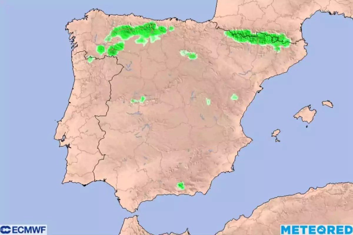 Mapa meteorológico de la península ibérica con áreas verdes que indican precipitaciones en el norte de España. Mapa meteorológico de la península ibérica con áreas verdes que indican precipitaciones en el norte de España.