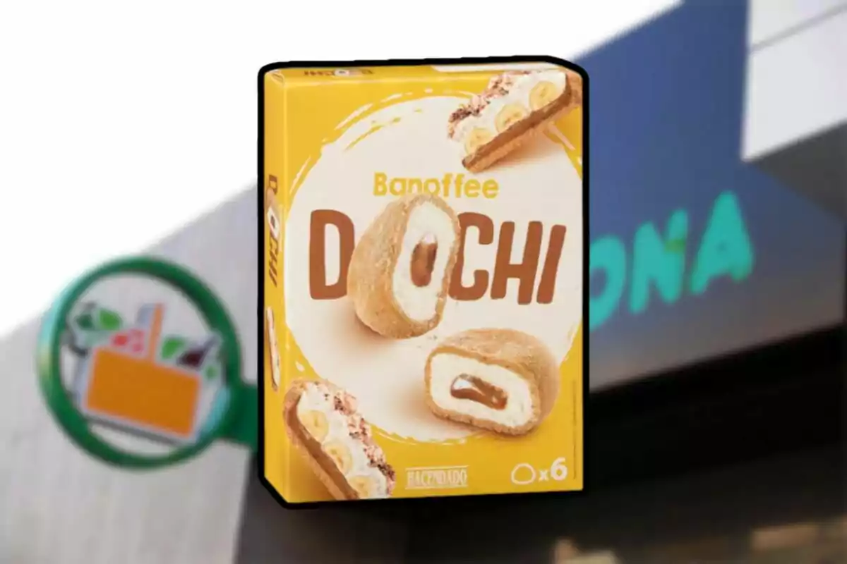 Caja de Dochi sabor Banoffee de la marca Hacendado con seis unidades. Caja de Dochi sabor Banoffee de la marca Hacendado con seis unidades.