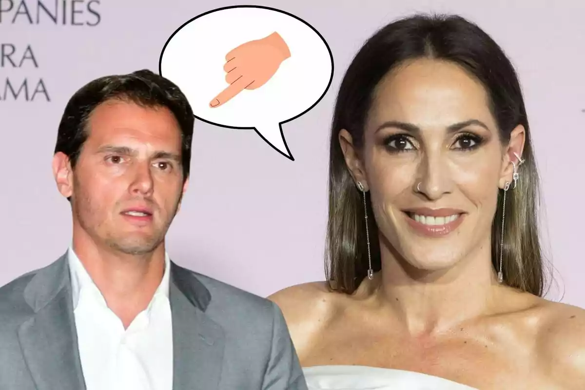 Albert Rivera con traje gris y Malú con vestido blanco, con un globo de diálogo que contiene un emoji de mano señalando.