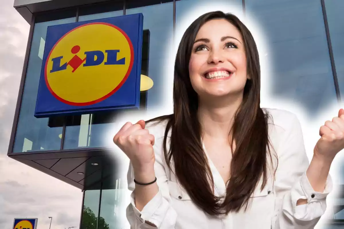 Una mujer sonriente con gesto de entusiasmo aparece frente a un edificio con el logotipo de Lidl.