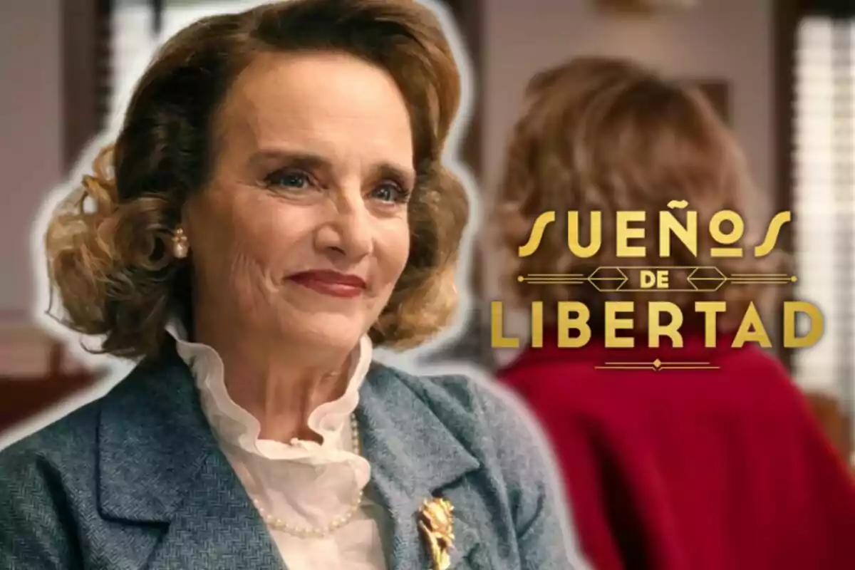 Marta Calvó con cabello rizado y expresión amable lleva un traje azul y blusa blanca con un broche dorado, junto al texto "Sueños de Libertad".
