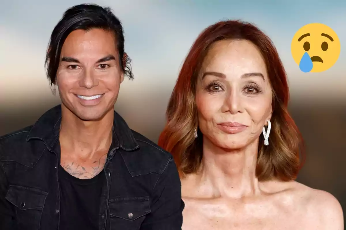 Isabel Preysler y Julio José Iglesias posando para una foto con un emoji de cara triste y una lágrima en la esquina superior derecha.