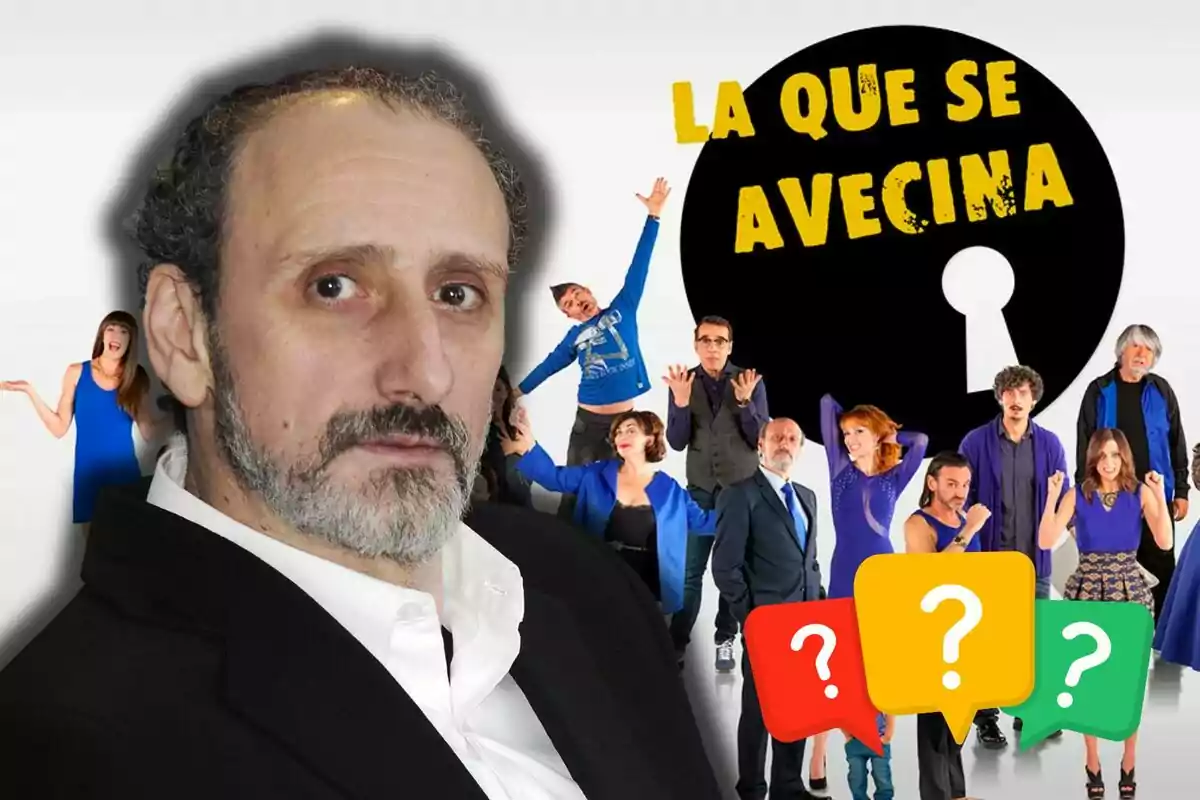 José Luis Gil aparece en primer plano mientras un grupo de personas posan detrás de él junto al texto "La que se avecina" y varios íconos de signos de interrogación en burbujas de diálogo de colores.