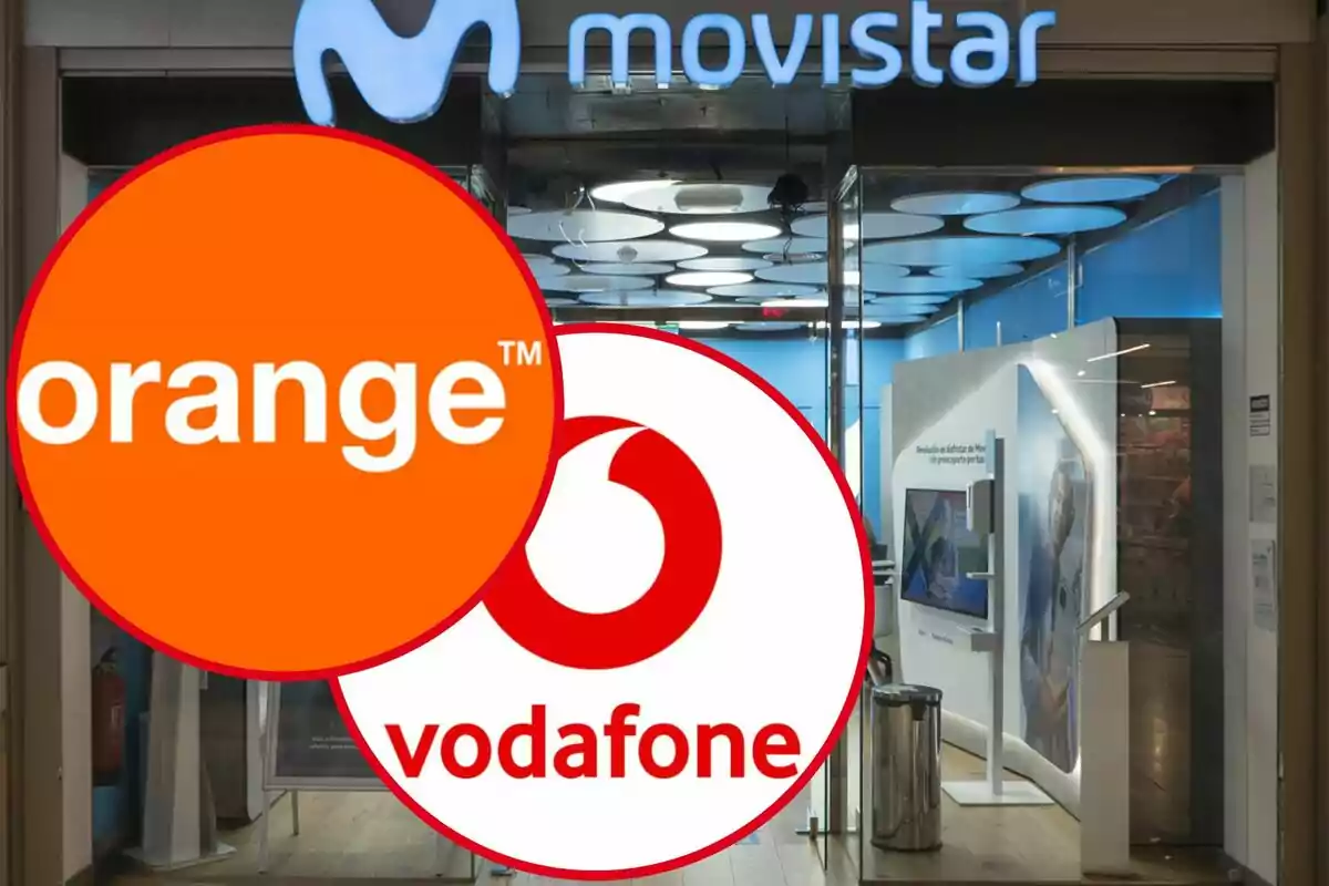 Una tienda de Movistar, y en los círculos, los logos de Vodafone y Orange
