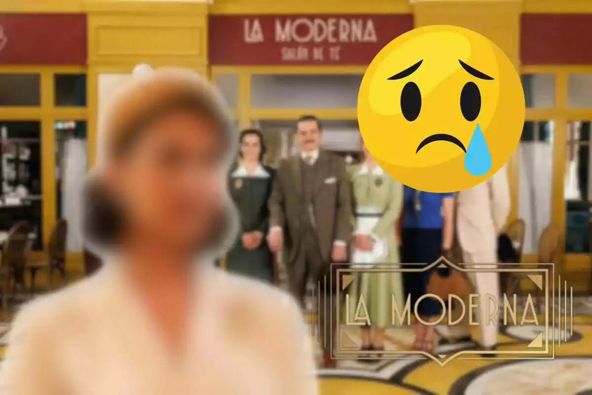 Montaje de los personajes de 'La Moderna', doña Carla desenfocada, un emoji triste y el logo de la serie