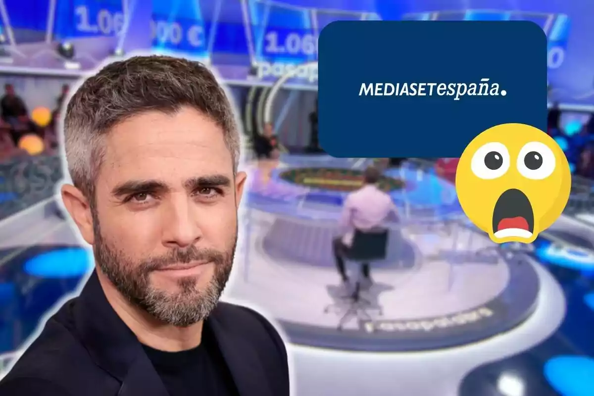 Montaje del plató de 'Pasapalabra', Roberto Leal sonriendo en un traje negro, el logo de Mediaset y un emoji de sorpresa