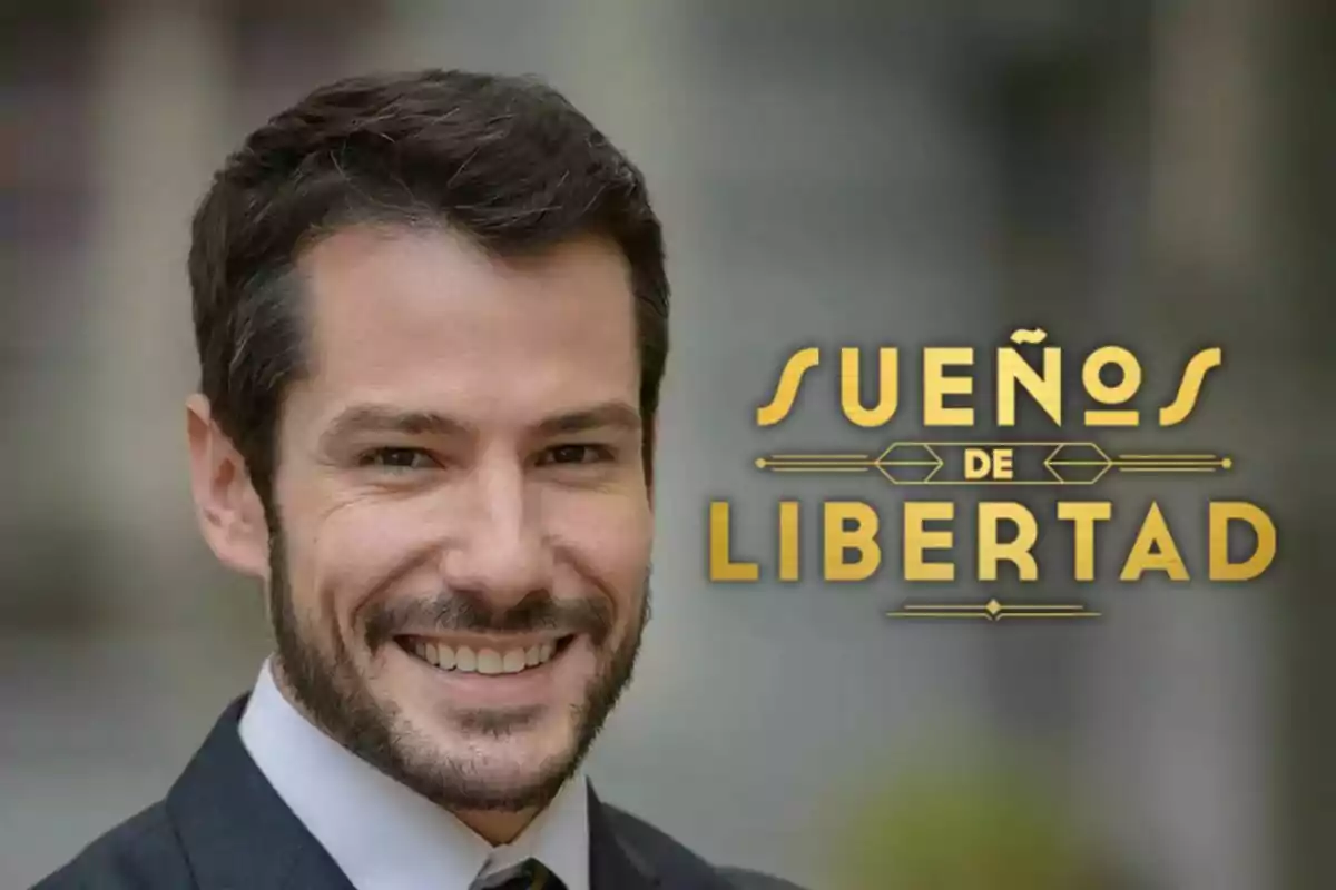 Alejandro Albarracín sonriendo con el texto "Sueños de Libertad" al lado.