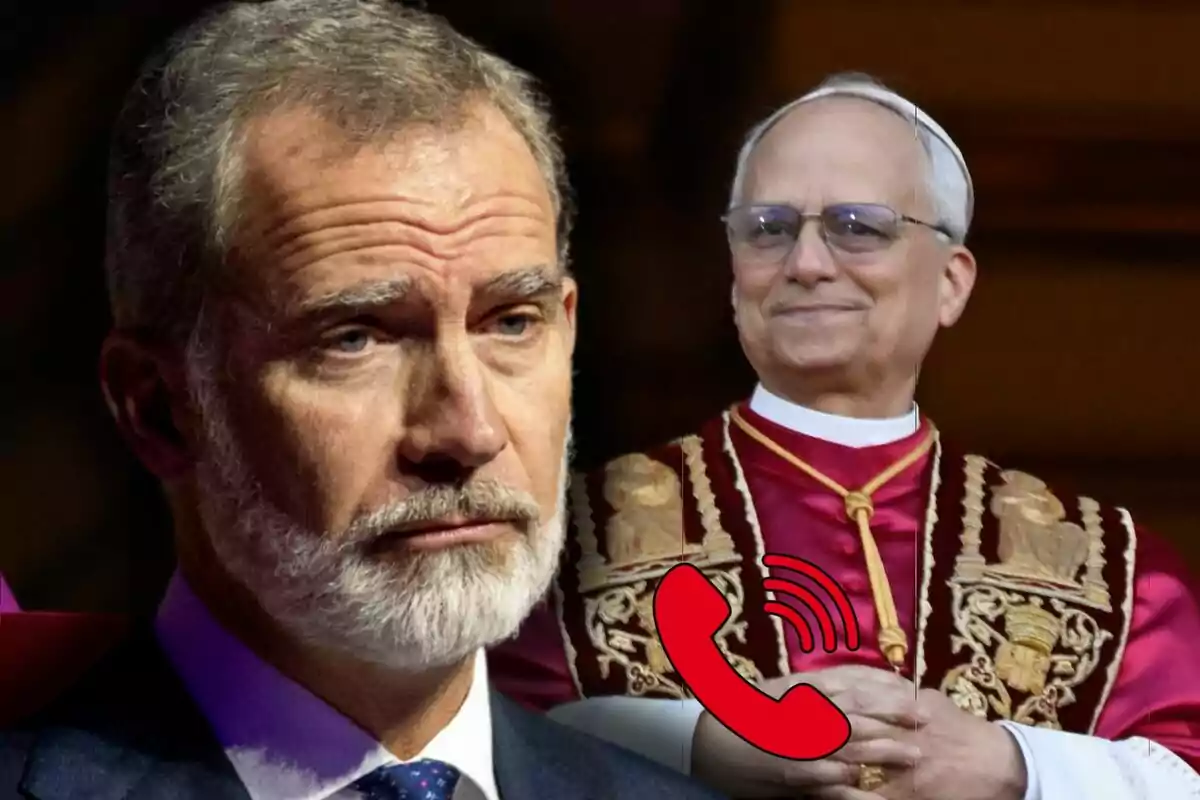 Felipe VI con expresión seria en primer plano y el Papa León XIV con vestimenta ceremonial al fondo, junto a un icono de teléfono rojo.
