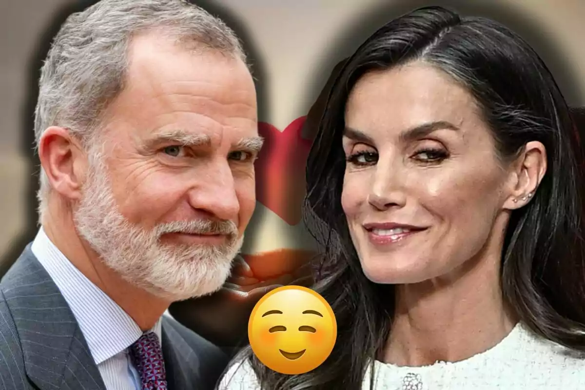 Felipe VI y la reina Letizia sonrientes con un emoji de cara sonriente y un corazón de fondo.