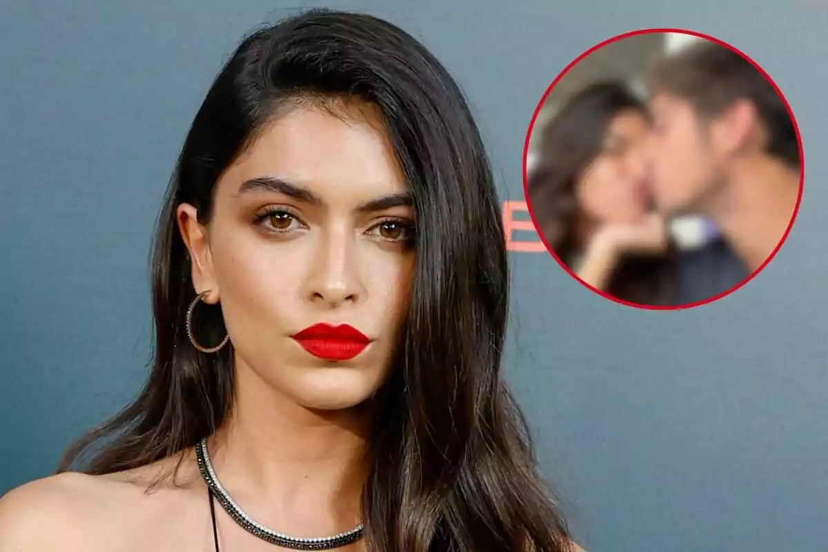 Lucía Rivera con labios rojos y cabello oscuro, con una imagen borrosa de una pareja besándose en un círculo rojo en la esquina superior derecha.