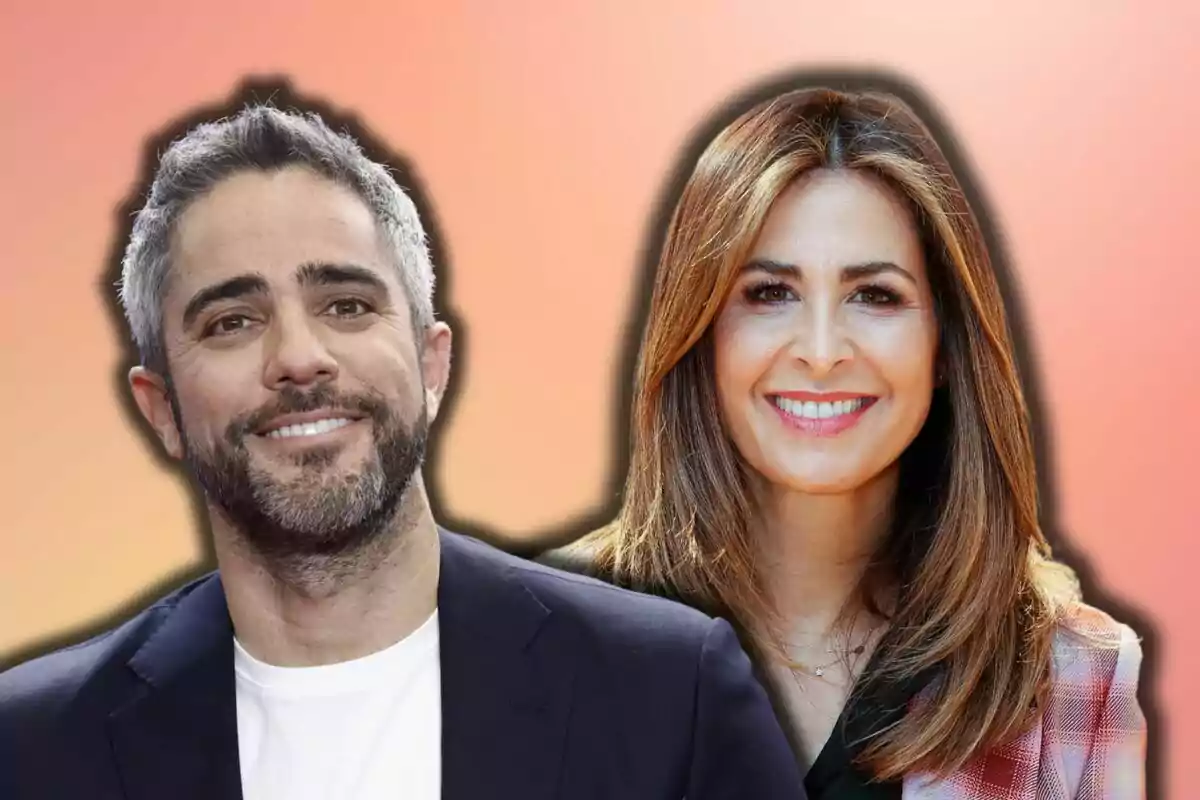 Roberto Leal y Nuria Roca sonrientes posan frente a un fondo degradado de tonos cálidos.