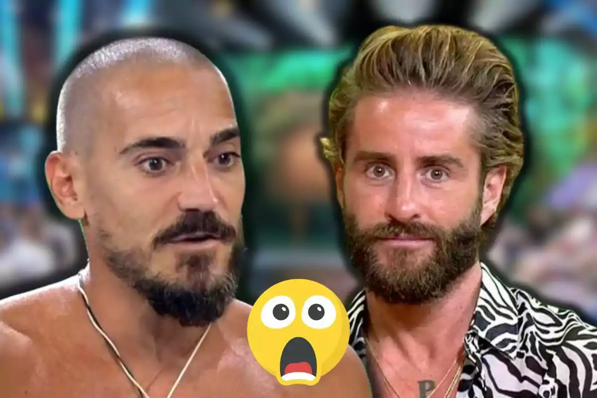 Damián Quintero y Pelayo Díaz miran al frente y en el centro hay un emoji de cara sorprendida