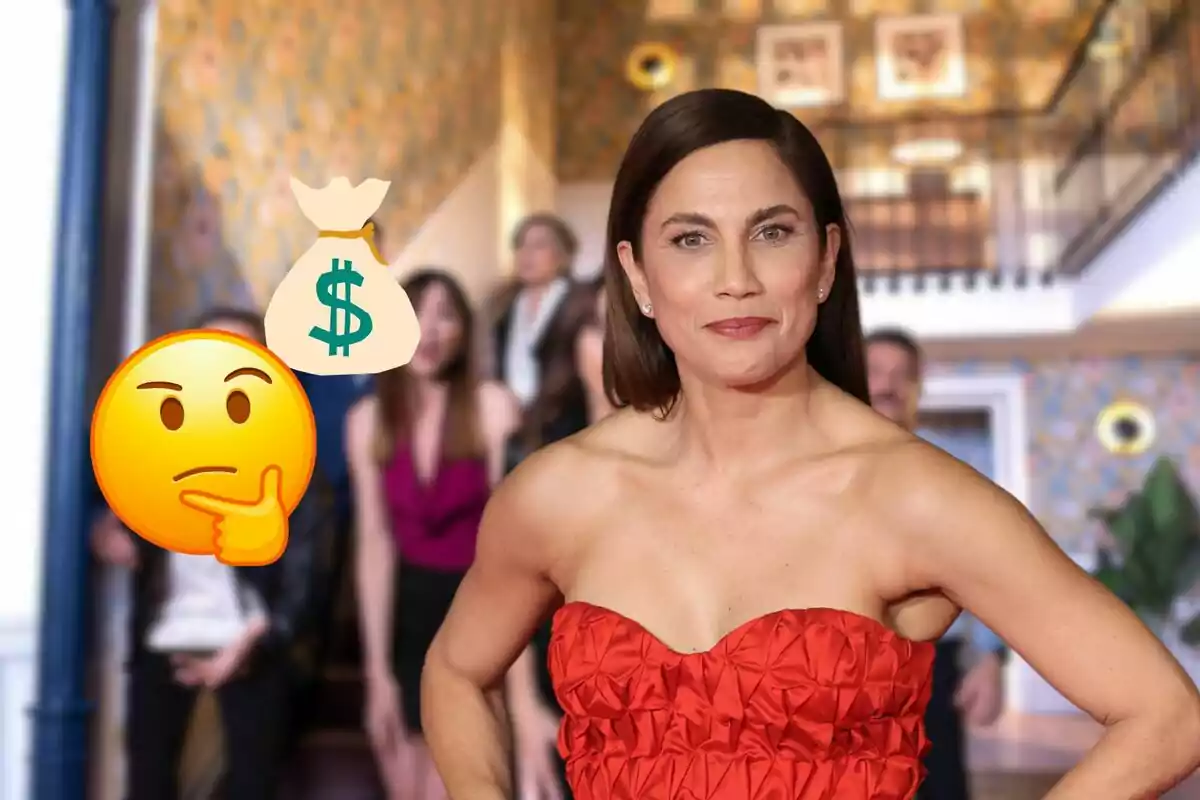 Montaje de Toni Acosta posando con un vestido rojo y los brazos en jarras sobre una imagen del elenco de la serie "4 Estrellas" y un emoji pensativo con un saco de dinero
