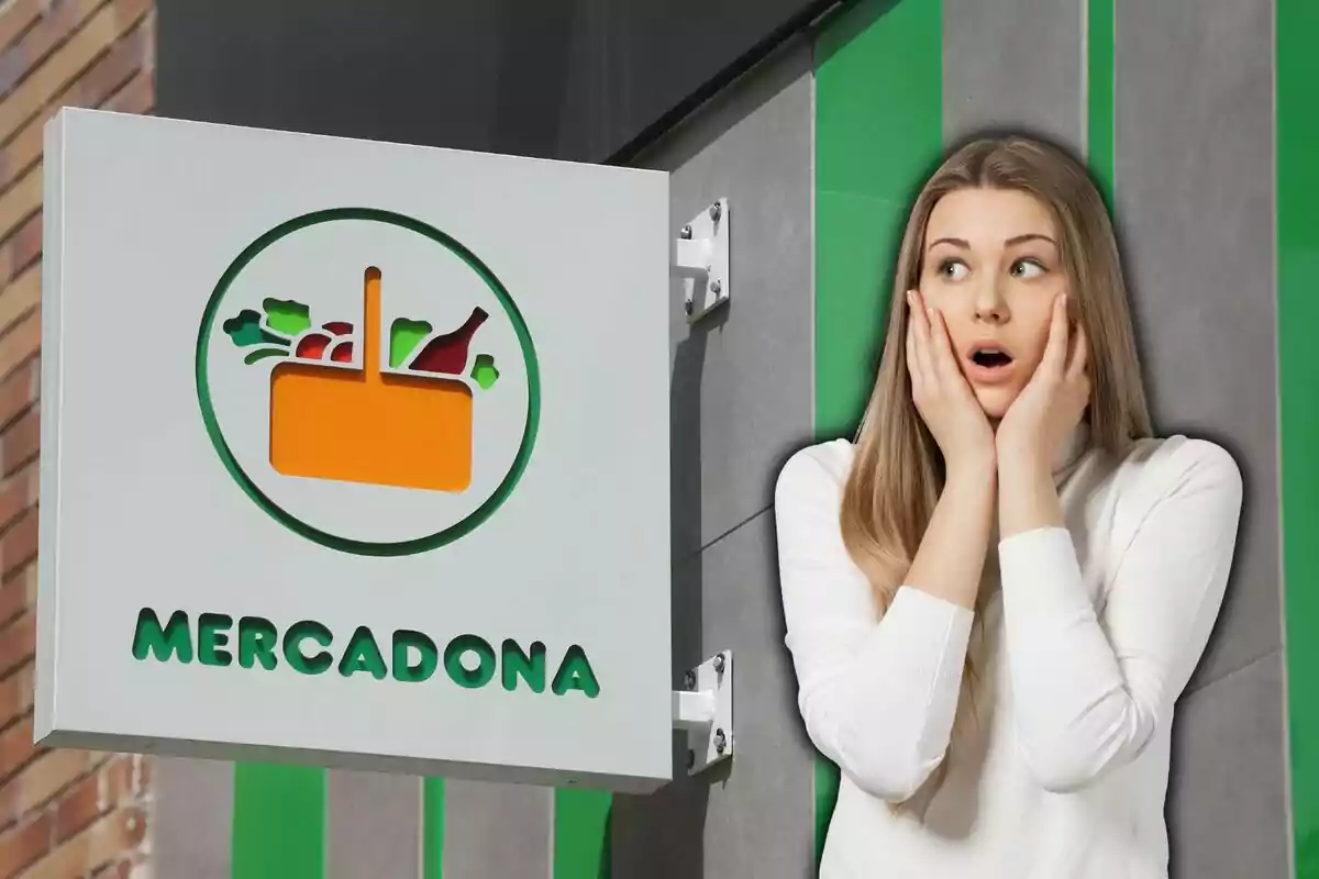 Mujer sorprendida junto a un cartel de Mercadona.