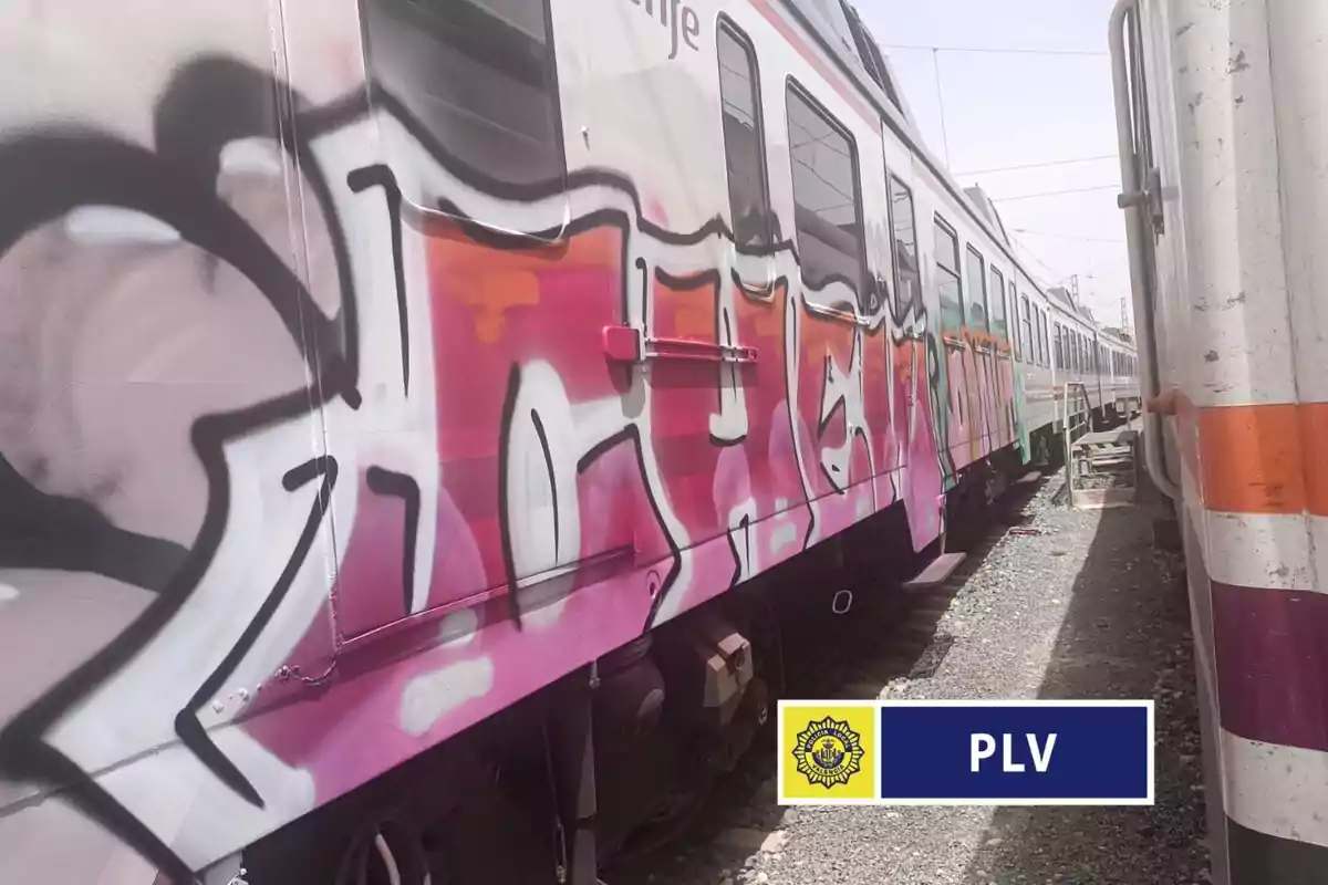 Vagón de tren vandalizado