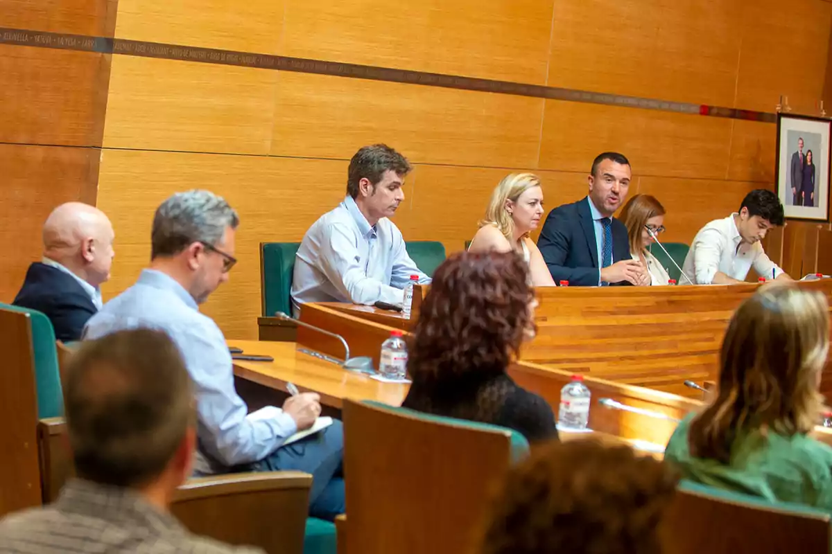 Vicente Mompó, presidente de la Diputación de Valencia, durante el pleno