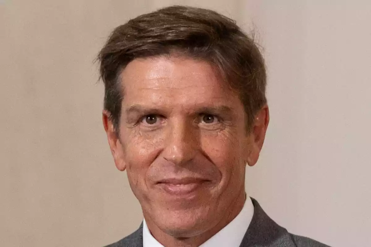 Primer plano de Manuel Díaz 'El Cordobés' con rostro sonriente Primer plano de Manuel Díaz 'El Cordobés' con rostro sonriente