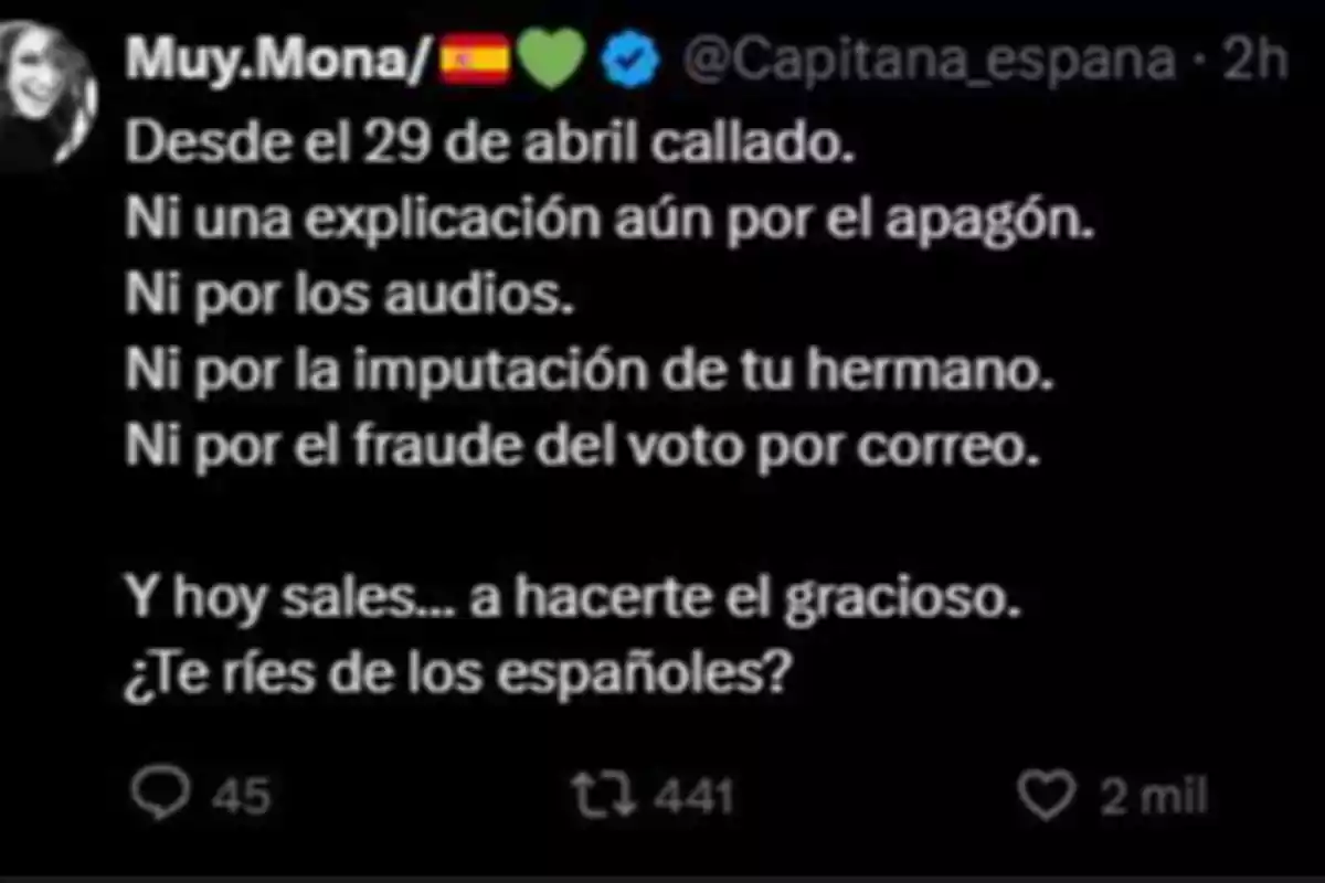 Captura de pantalla de un tuit donde una usuaria critica la falta de explicaciones sobre varios temas polémicos y cuestiona la actitud de una figura pública preguntando si se está burlando de los españoles. Captura de pantalla de un tuit donde una usuaria critica la falta de explicaciones sobre varios temas polémicos y cuestiona la actitud de una figura pública preguntando si se está burlando de los españoles.