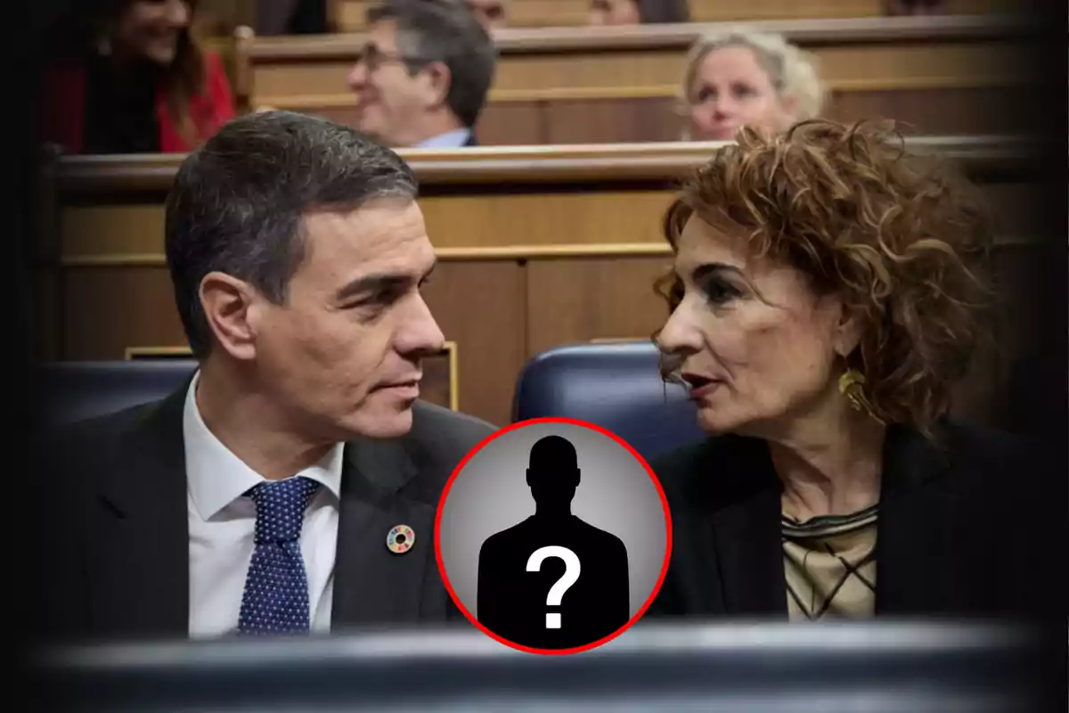 Dos personas sentadas en un entorno formal mirándose, con un icono de silueta y signo de interrogación en el centro.