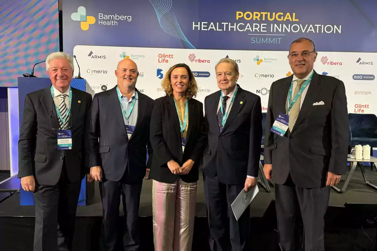 El presidente del grupo Ribera, Alberto de Rosa, y la consejera delegada, Elisa Tarazona en el Portugal Healthcare Innovation Summit