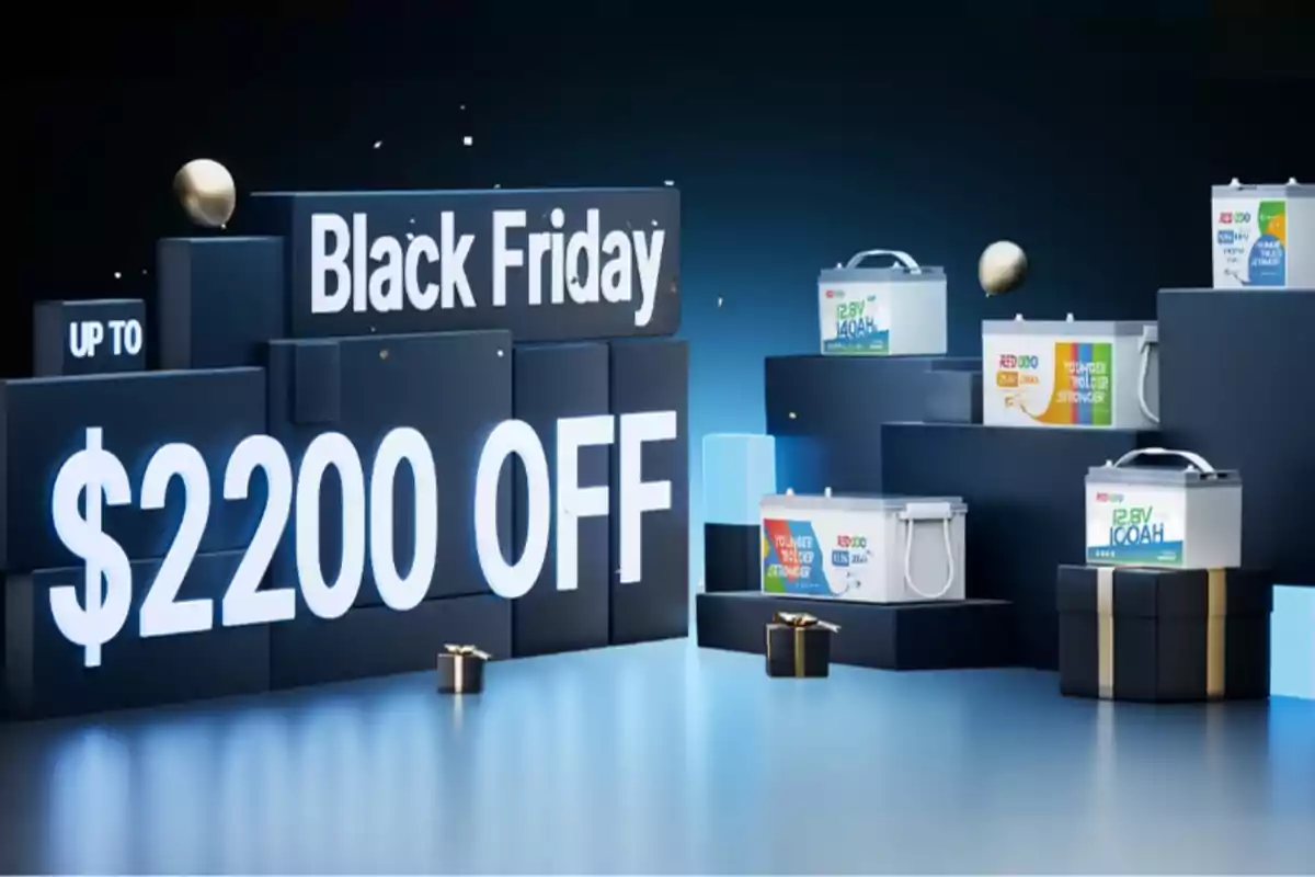 Promoción de Black Friday con descuento de hasta $2200 en baterías exhibidas sobre plataformas negras con regalos pequeños alrededor.