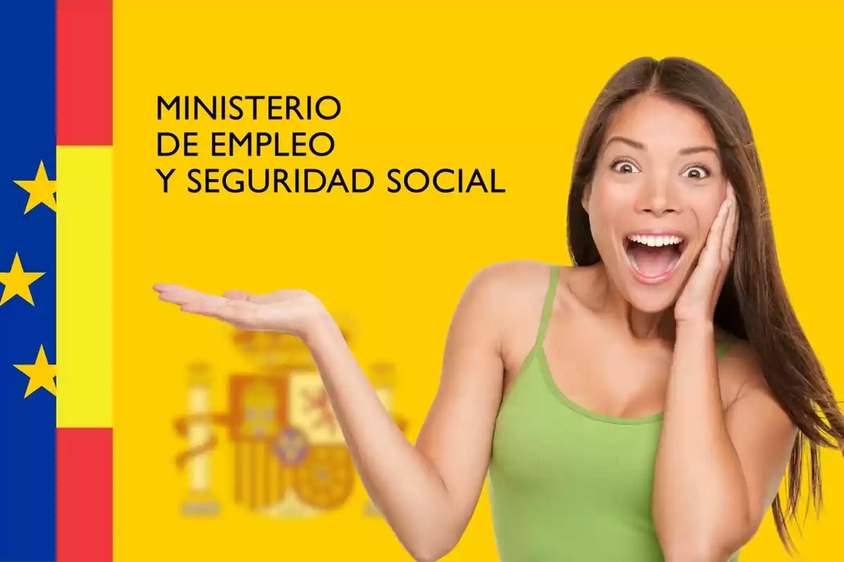 Una mujer sonriente con una camiseta verde, con la mano extendida, frente a un fondo amarillo con el texto "Ministerio de Empleo y Seguridad Social" y la bandera de España.