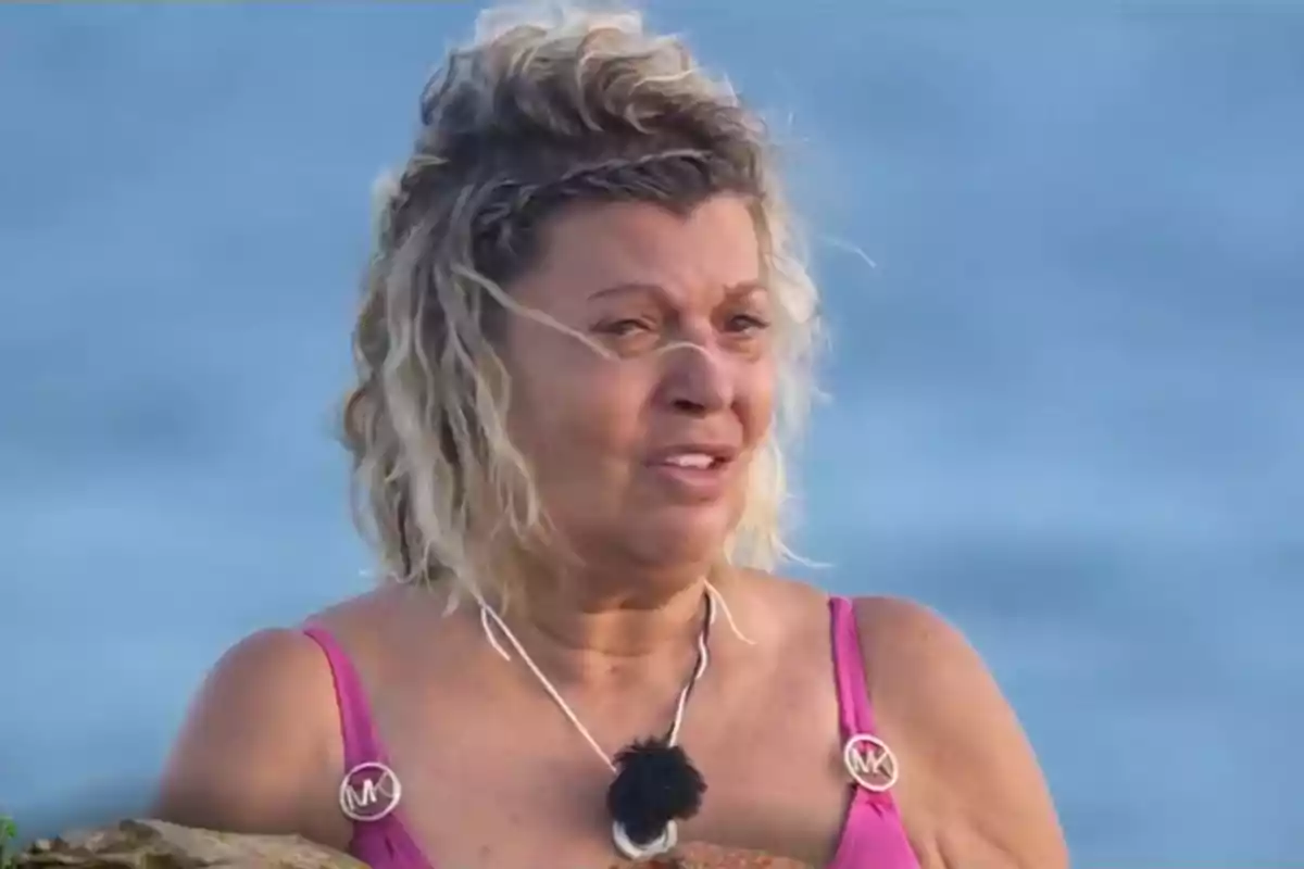 Terelu Campos llorando en el Puentes de las Emociones de 'Supervivientes' Terelu Campos llorando en el Puentes de las Emociones de 'Supervivientes'